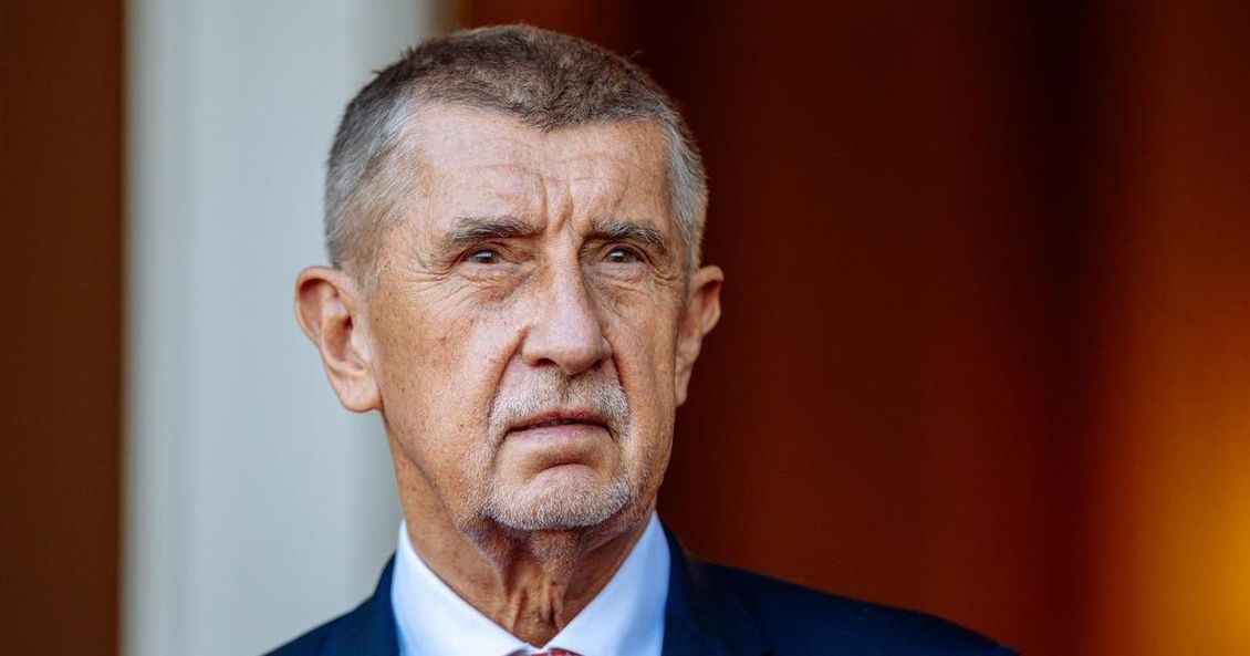 Dárek od Stanjury. Babišovi vyjde rozpočet na dluh přesně, má nečekaného pomocníka